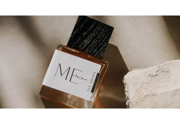 Naturalne perfumy - dlaczego warto zastąpić syntetyczne perfumy - naturalnymi